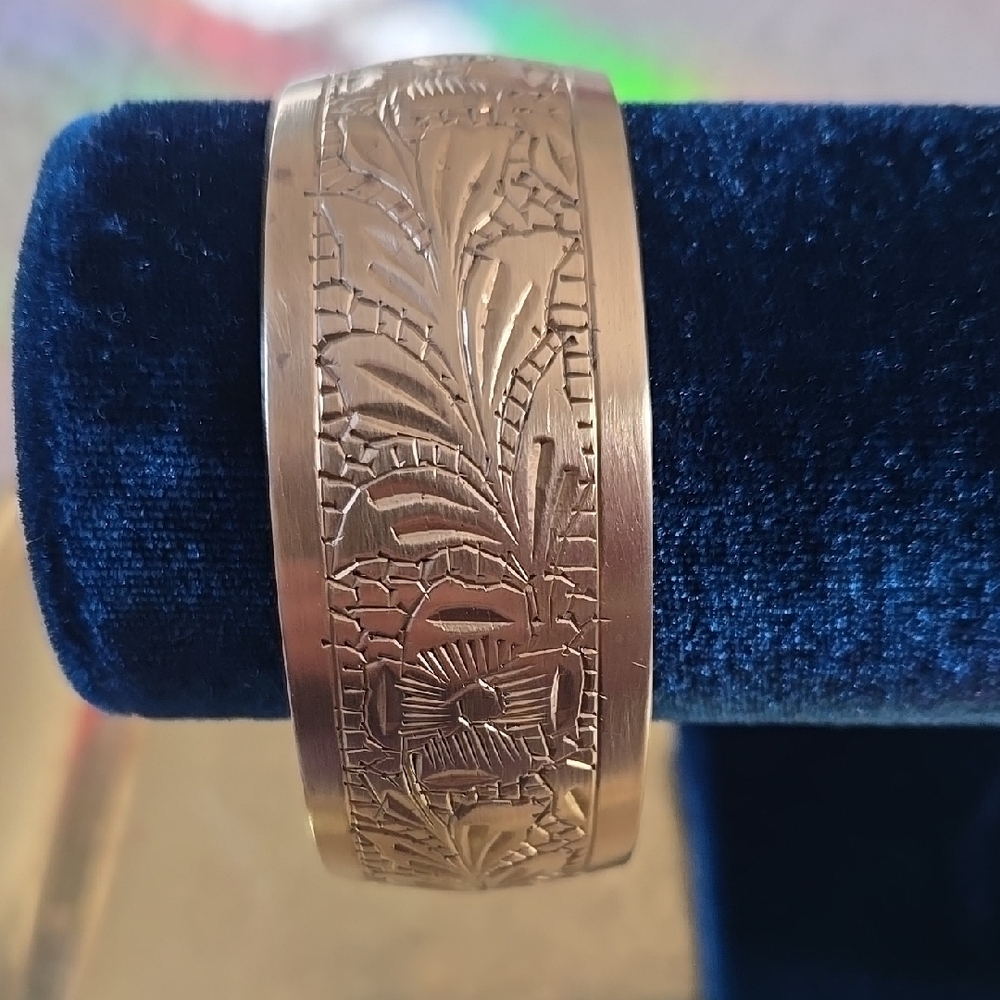 Brass Floral Engraved Bangle Bracelet